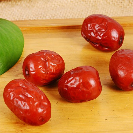 Xin Jiang Premium Red Dates 500g — view 4